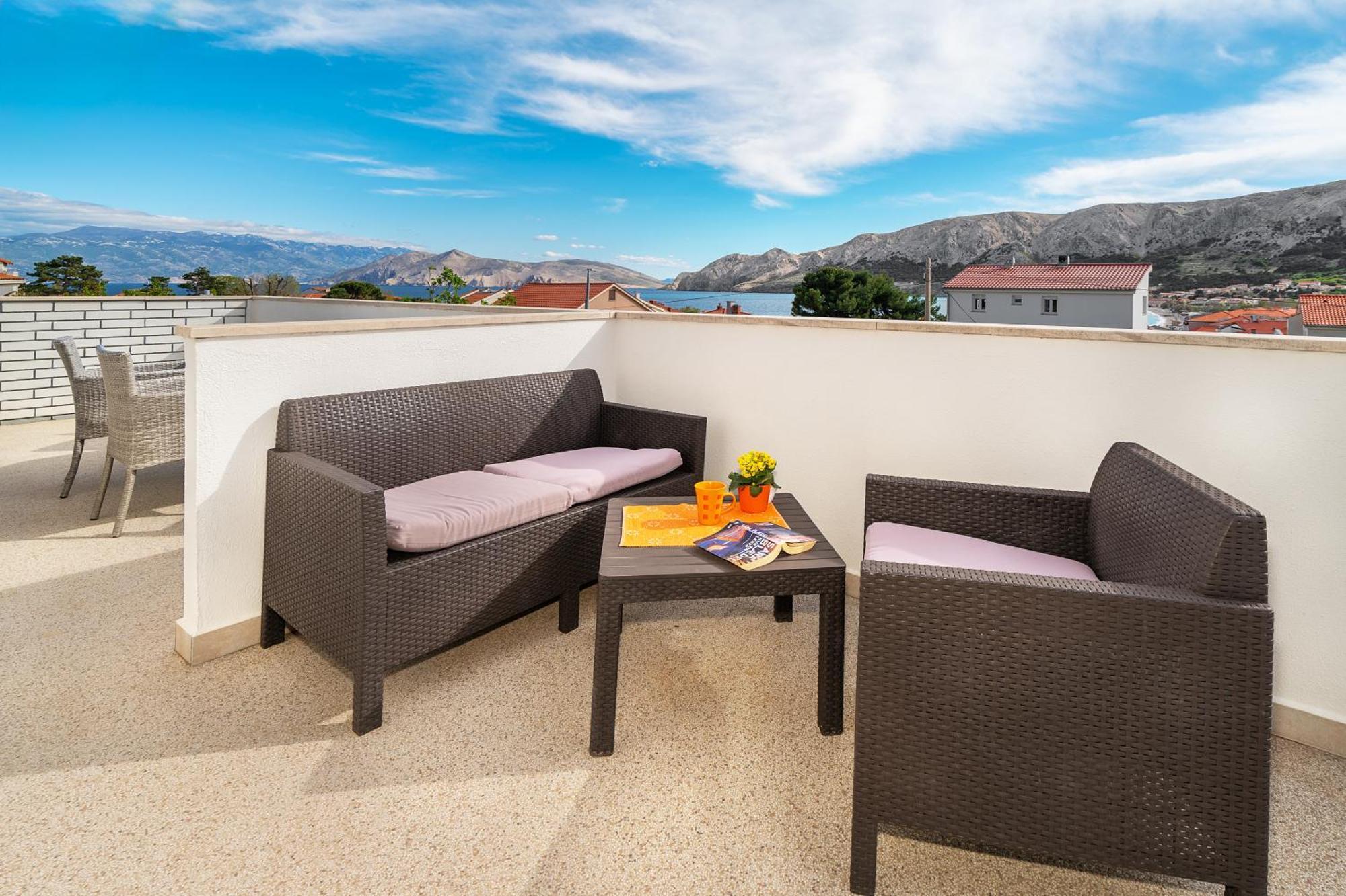Apartments Sucur With Terrace Baška Exterior foto