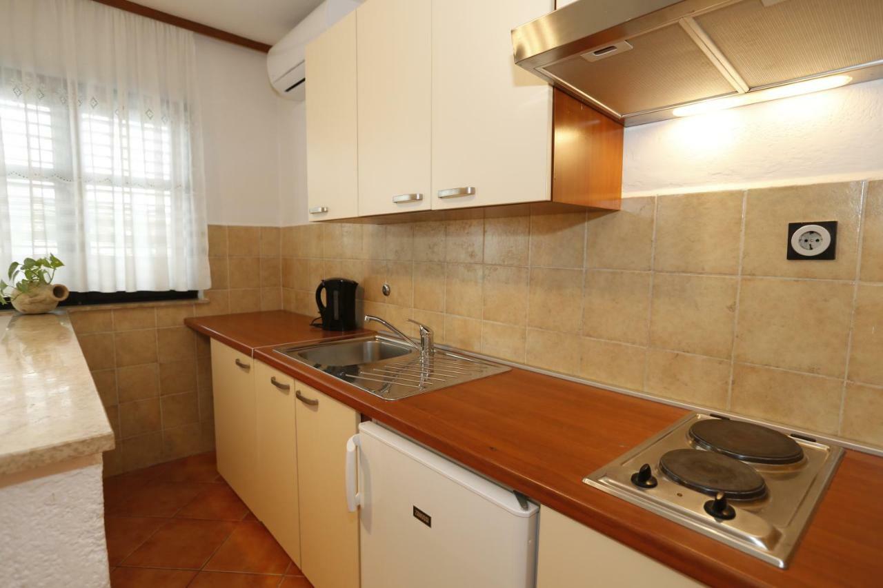 Apartments Sucur With Terrace Baška Exterior foto